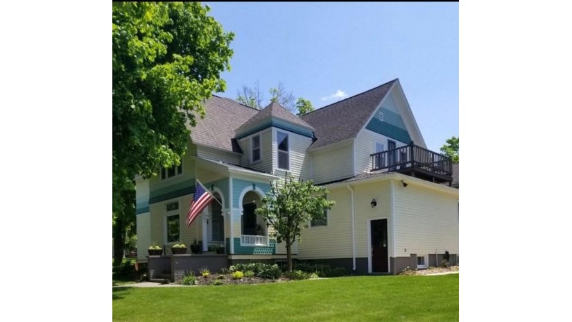 627 Kentucky St Sturgeon Bay, WI 54235 by Cb  Real Estate Group Egg Harbor - 9208682002 $519,900