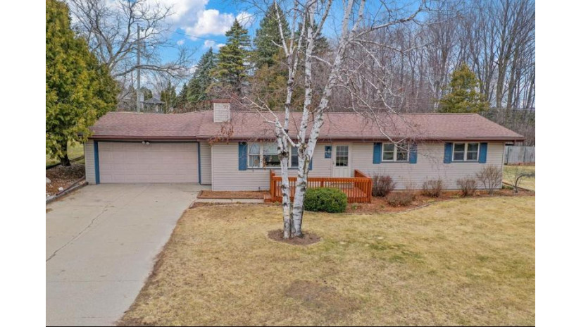 806 W Spruce Dr Sturgeon Bay, WI 54235 by Keller Williams - 9206327702 $289,900