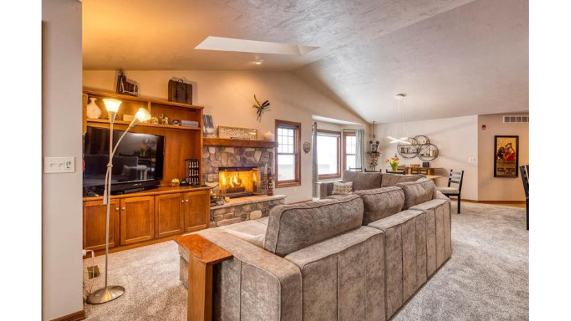 6949 Cobblestone Rd Egg Harbor, WI 54209 by Kellstrom-Ray Agency - 9208542353 $449,000