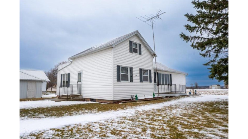 7976 County Rd X Algoma, WI 54213 by Town & Country Real Estate - 9203880163 $369,700