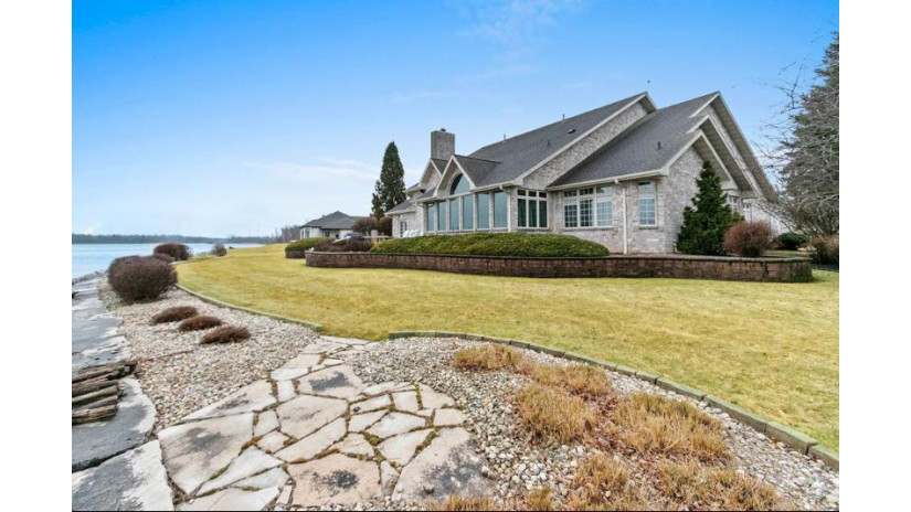 1571 Tacoma Beach Rd Sturgeon Bay, WI 54235 by Cb  Real Estate Group Egg Harbor - 9208682002 $1,550,000