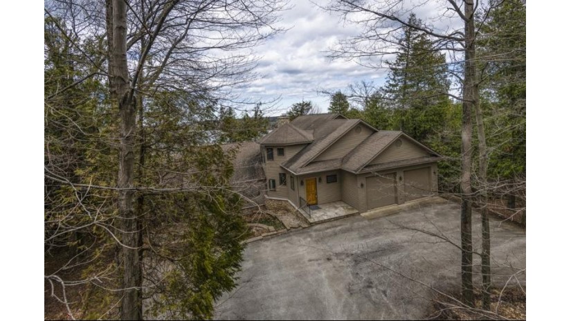 4176 Bluff Cr Fish Creek, WI 54212 by Professional Realty Of Door County - 9208544994 $1,499,000