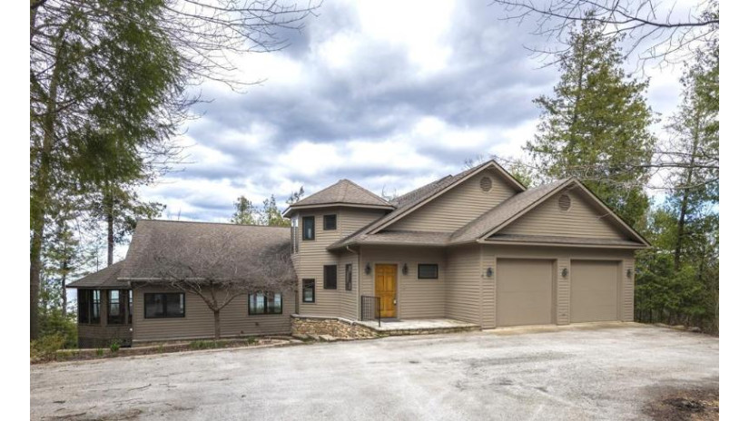 4176 Bluff Cr Fish Creek, WI 54212 by Professional Realty Of Door County - 9208544994 $1,499,000