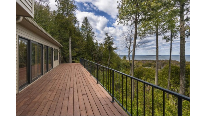 4176 Bluff Cr Fish Creek, WI 54212 by Professional Realty Of Door County - 9208544994 $1,499,000