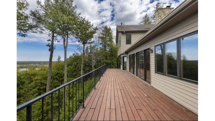 4176 Bluff Cr Fish Creek, WI 54212 by Professional Realty Of Door County - 9208544994 $1,499,000