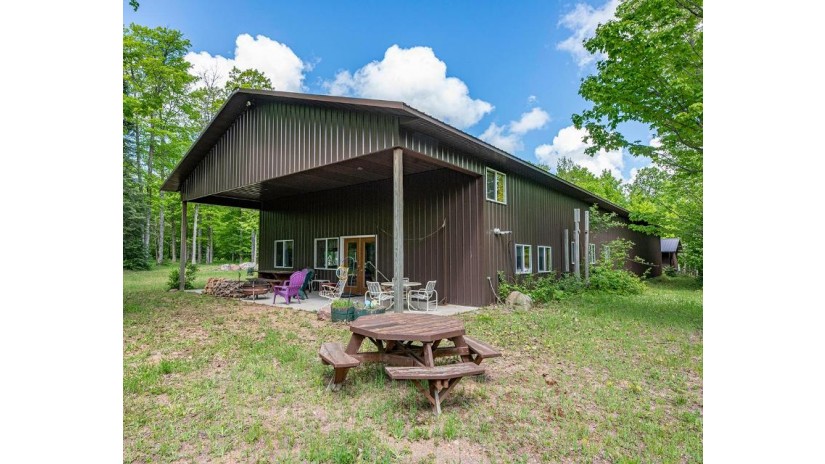 23510 Duck Lake Rd Watersmeet, MI 49969 by Shorewest Realtors $575,000