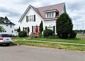 477 2nd Ave, Park Falls, WI 54552