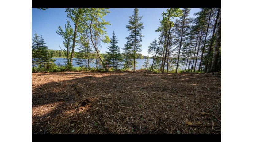 163-165 Clearwater Lake Tr Eagle River, WI 54521 by Gold Bar Realty $1,000,000