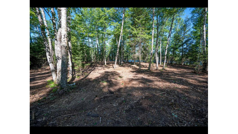 163-165 Clearwater Lake Tr Eagle River, WI 54521 by Gold Bar Realty $1,000,000