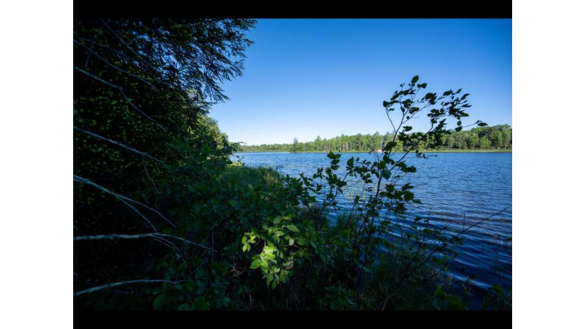 163-165 Clearwater Lake Tr Eagle River, WI 54521 by Gold Bar Realty $1,000,000