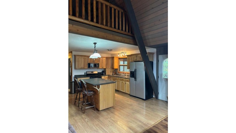N6880 Loon Lake Dr Wescott, WI 54166 by Signature Realty, Inc. $430,000