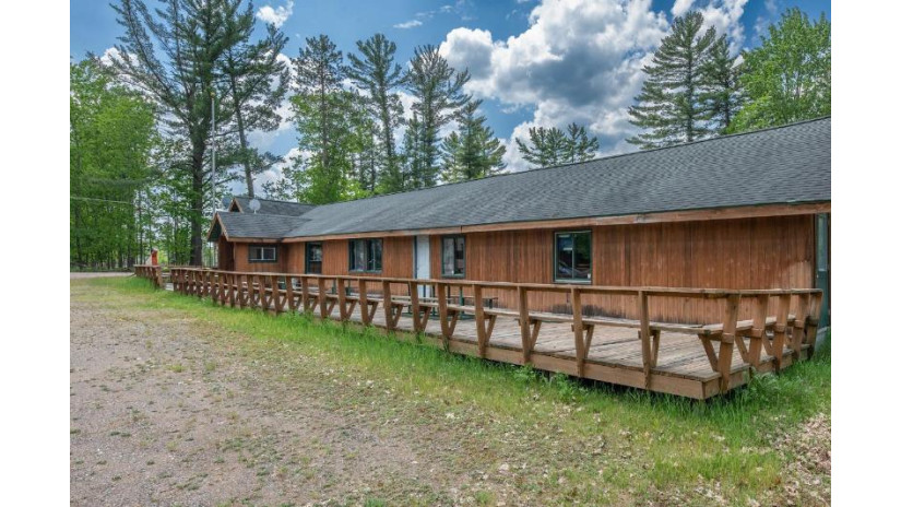 4412 Wall St Whole Eagle River, WI 54521 by Re/Max Property Pros $475,000