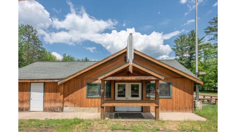 4412 Wall St Whole Eagle River, WI 54521 by Re/Max Property Pros $475,000