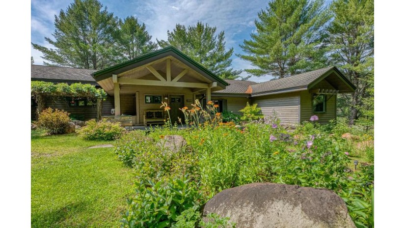 23493 Twist Lake Rd Watersmeet, MI 49969 by Century 21 Burkett - Lol $1,650,000