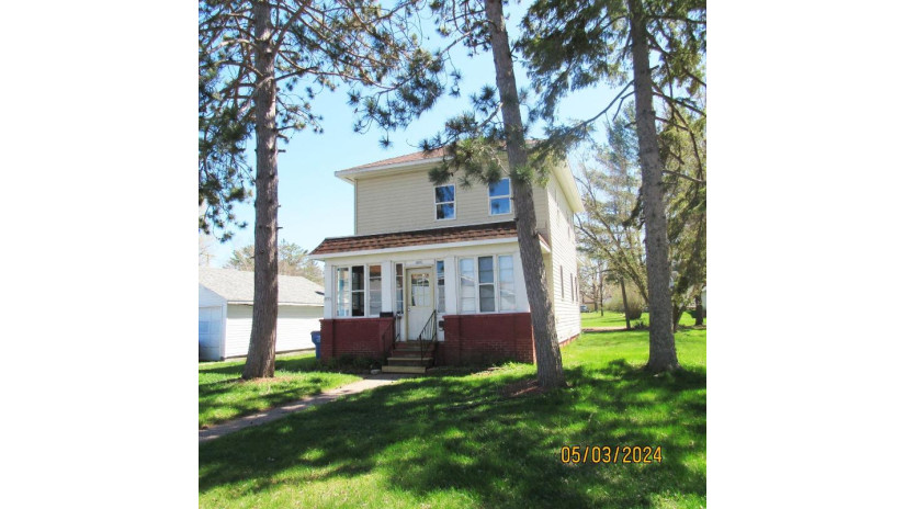 507 7th St E Merrill, WI 54452 by Coldwell Banker Action $145,000