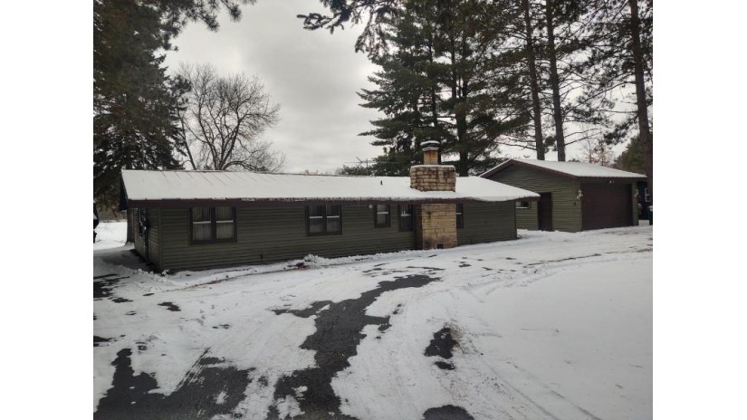 N10306 Pine Shore Ln King, WI 54487 by Re/Max Property Pros $430,000
