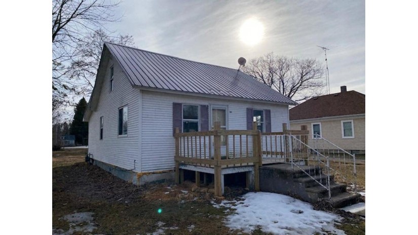 509 Mill St White Lake, WI 54491 by Shorewest Realtors $79,900