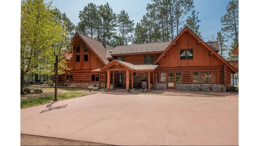 799 Leatzow Rd Three Lakes, WI 54562 by Re/Max Property Pros $1,269,000