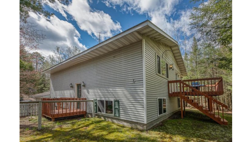 3530 Deer Trail Ln Eagle River, WI 54521 by Re/Max Property Pros $425,000