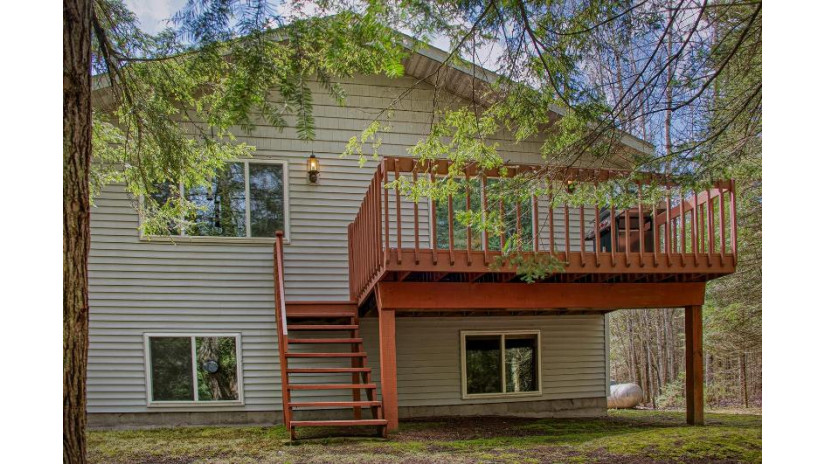 3530 Deer Trail Ln Eagle River, WI 54521 by Re/Max Property Pros $425,000