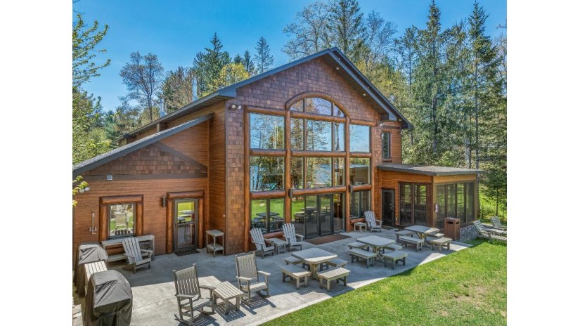 3680 Hemlock Ln Eagle River, WI 54521 by Redman Realty Group, Llc $5,100,000