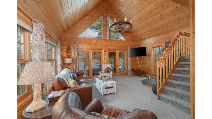 6435 Schlueter Rd Hazelhurst, WI 54531 by Re/Max Property Pros $775,000