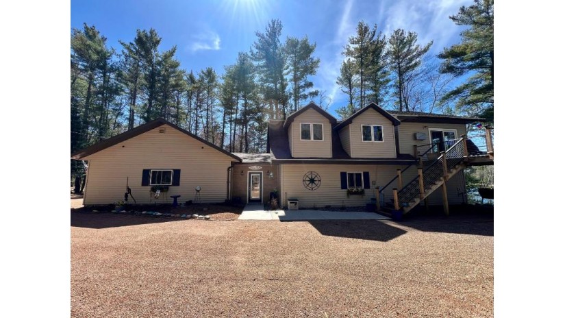 10479 Leisure Dr Hazelhurst, WI 54531 by Re/Max Property Pros $550,000