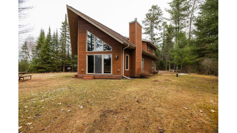 1599 Lost River Rd Eagle River, WI 54521 by Shorewest Realtors $645,000