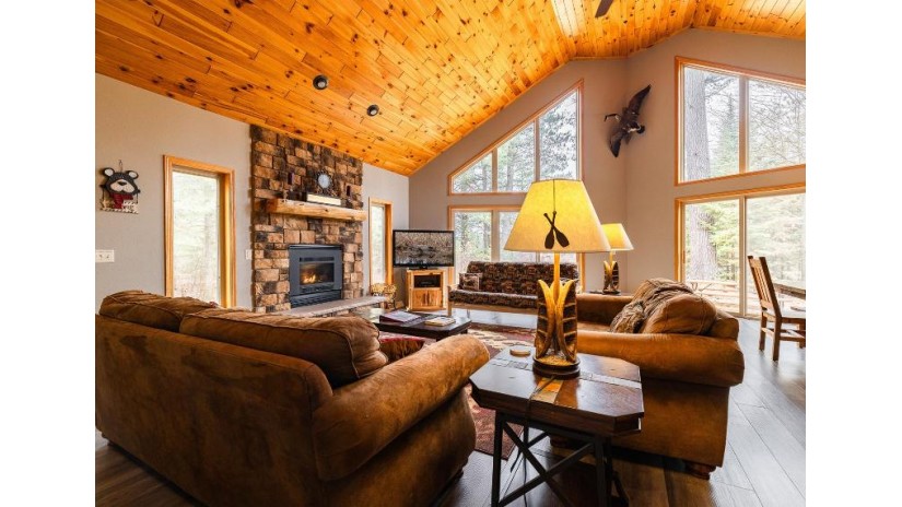 1599 Lost River Rd Eagle River, WI 54521 by Shorewest Realtors $645,000