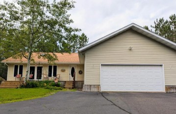 W5928 Big Elk Rd, Phillips, WI 54555