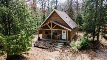 3849 Brandy Ln, Pine Lake, WI 54501