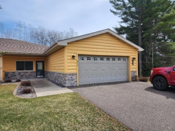 417 Nicolet St, Eagle River, WI 54521