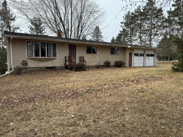 141315 Woodland Dr, Wausau, WI 54401