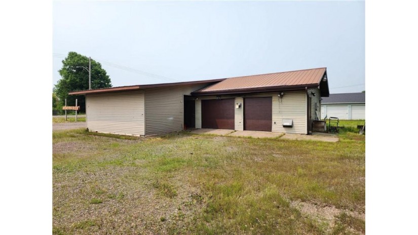 618 Ellingson Avenue Hawkins, WI 54530 by Kaiser Realty Inc $109,900