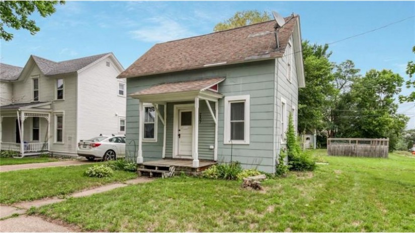 2407 4th Street Eau Claire, WI 54703 by Elite Realty Group, Llc $115,000