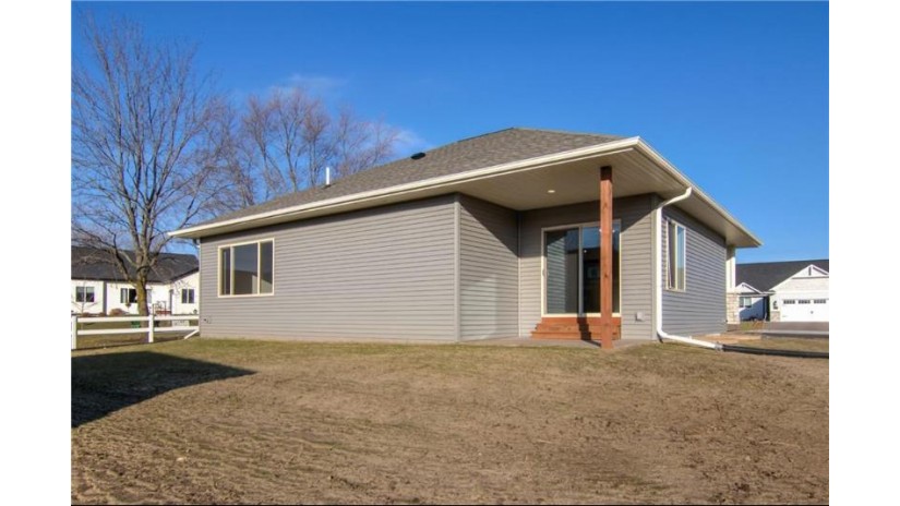 1515 St. Andrews Drive Altoona, WI 54720 by C & M Realty $371,900