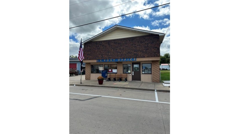 105 West Main Street Alma Center, WI 54611 by Cb River Valley Realty/Brf $85,000