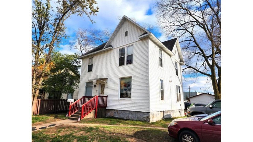415 Marston Avenue Eau Claire, WI 54701 by Hometown Realty Group $259,900