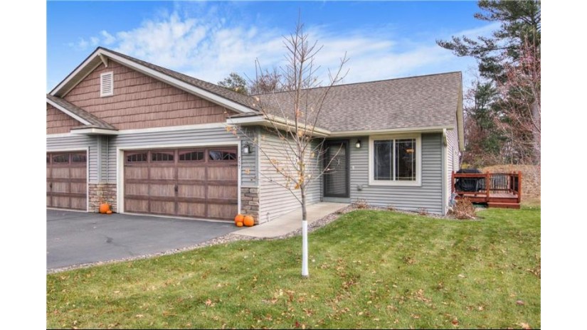 757 Club View Lane Altoona, WI 54720 by Re/Max Real Estate Group $324,900