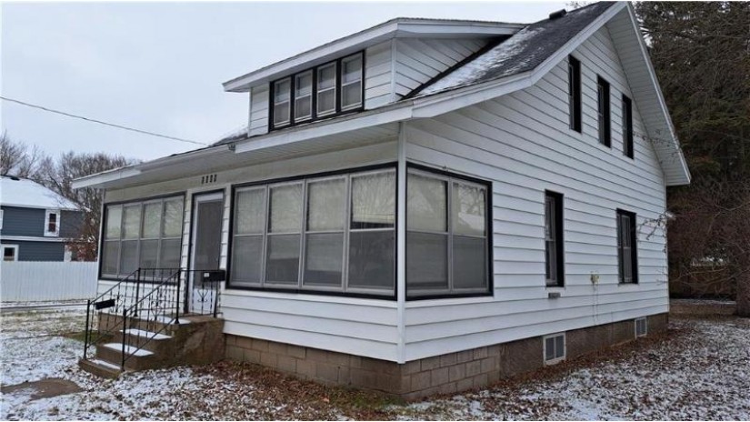 1009 Oak Street Bloomer, WI 54724 by Adventure North Realty Llc $139,900