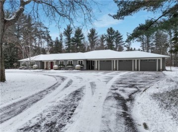 622 East Lowes Creek Road, Eau Claire, WI 54701