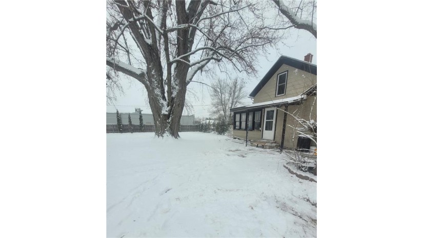 11 Hewett Street Neillsville, WI 54456 by Homestead Realty $135,000