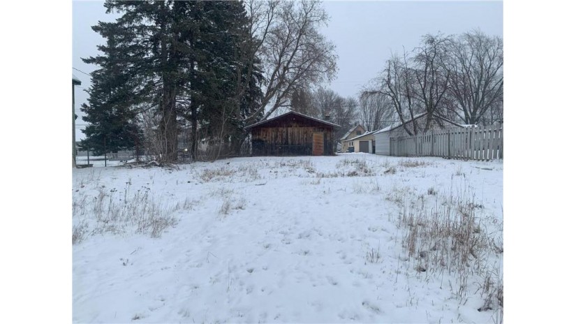 744&754 3rd Avenue Park Falls, WI 54552 by Birchland Realty Inc./Park Falls $39,900