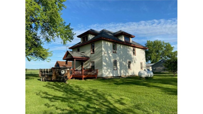 7729/7731 Prill Road Eau Claire, WI 54701 by Edina Realty, Inc. - Chippewa Valley $485,000