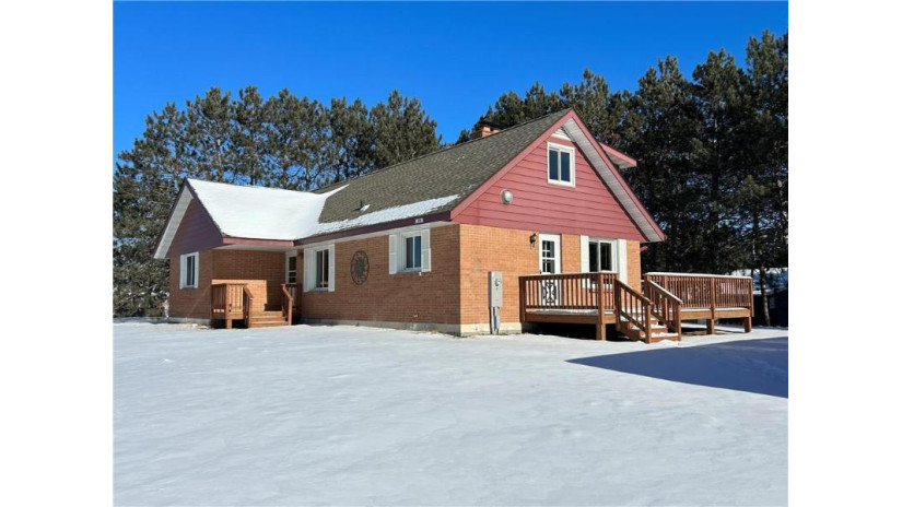 1350 Valley Road Spooner, WI 54801 by Edina Realty, Inc. - Spooner $275,000