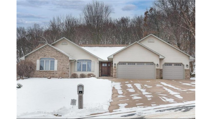 3609 Wintergreen Court Eau Claire, WI 54701 by Donnellan Real Estate $495,000