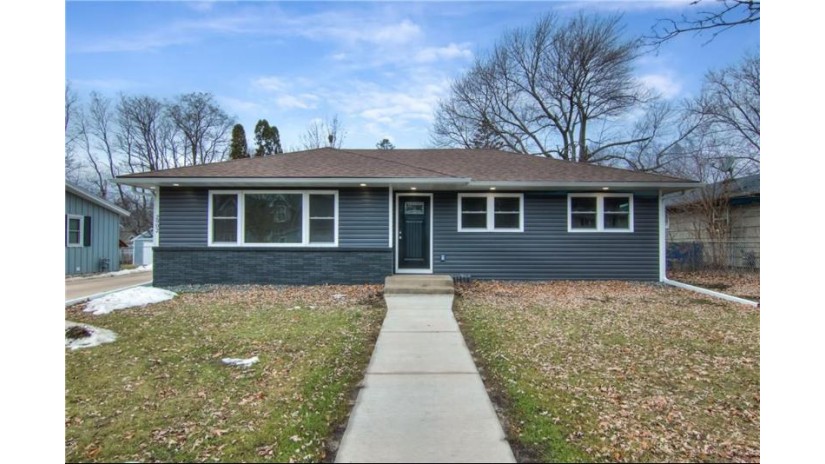 2902 Rudolph Road Eau Claire, WI 54701 by Eau Claire Realty Llc $335,000