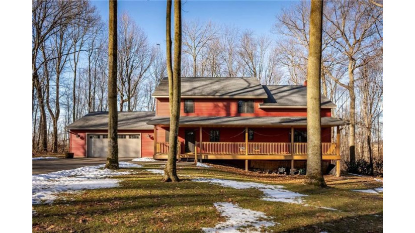 9875 90th Avenue Chippewa Falls, WI 54729 by Cb Brenizer/Chippewa $499,900