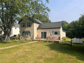 305 East Main Street, Fairchild, WI 54741