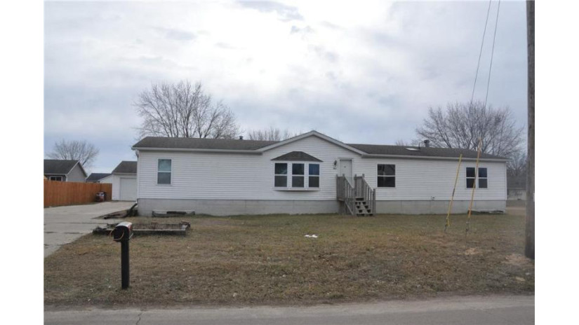 907 East Broadway Street Blair, WI 54616 by Nexthome Wisco Success $185,000